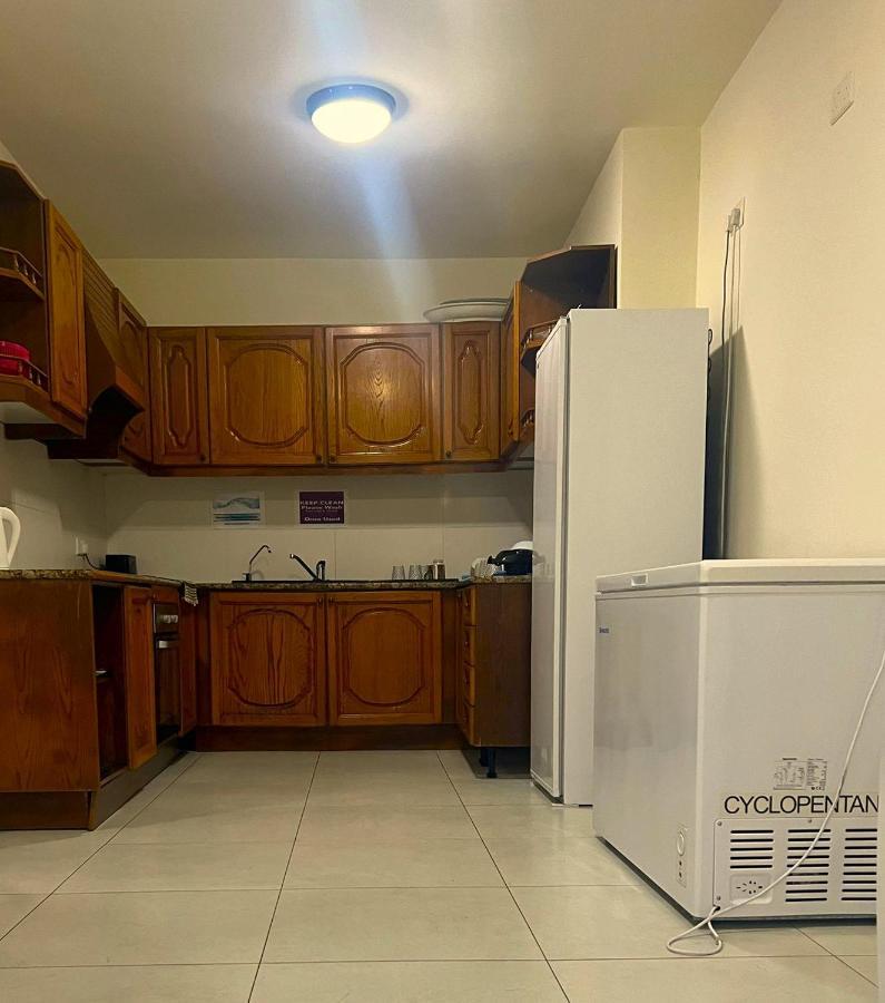 Smart Hostel Birkirkara Exteriör bild